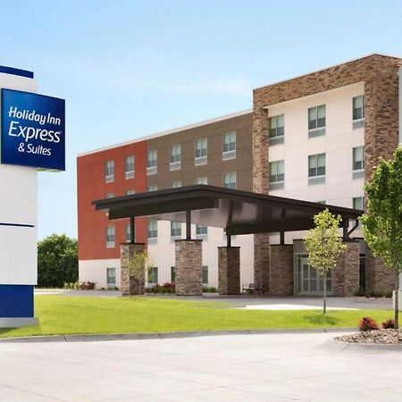 Holiday Inn Express & Suites Rhinelander By Ihg Bagian luar foto