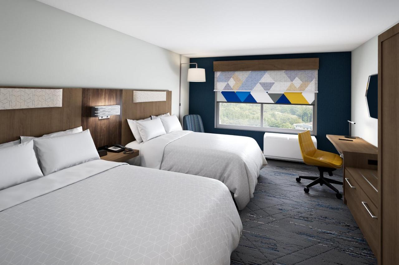 Holiday Inn Express & Suites Rhinelander By Ihg Bagian luar foto