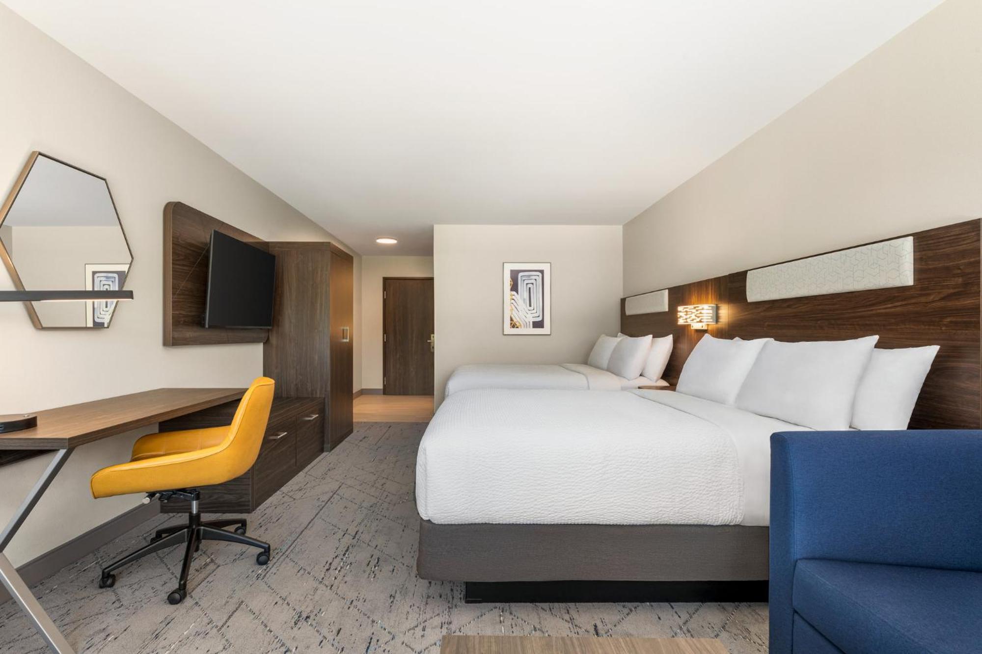 Holiday Inn Express & Suites Rhinelander By Ihg Bagian luar foto